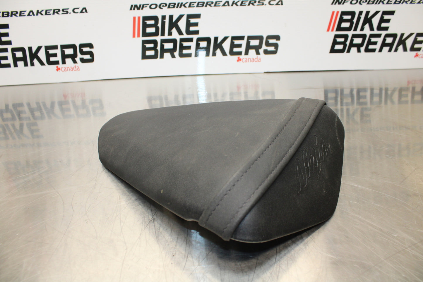 13-17 KAWASAKI NINJA ZX6R ZX636 ABS REAR BACK PASSENGER TANDEM SEAT SADDLE BB143
