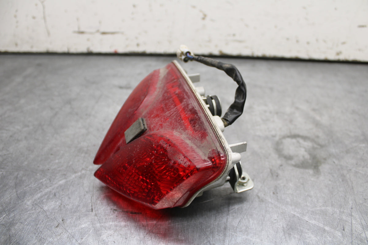 11-24 SUZUKI GSXR750 REAR TAIL TAILLIGHT BACK BRAKE LIGHT 35710-14J30 BB714