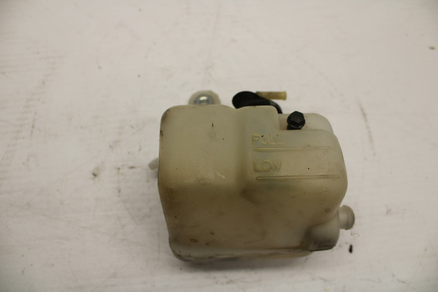 06 YAMAHA YZF R1 COOLANT WATER TANK RESERVOIR BOTTLE 5VY-21871-00-00 BB282