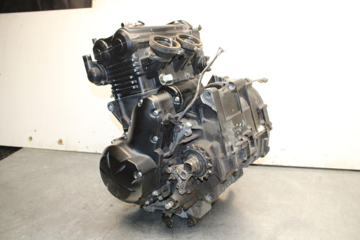 12-17 KAWASAKI ER-6N Z650 ENGINE MOTOR BB709