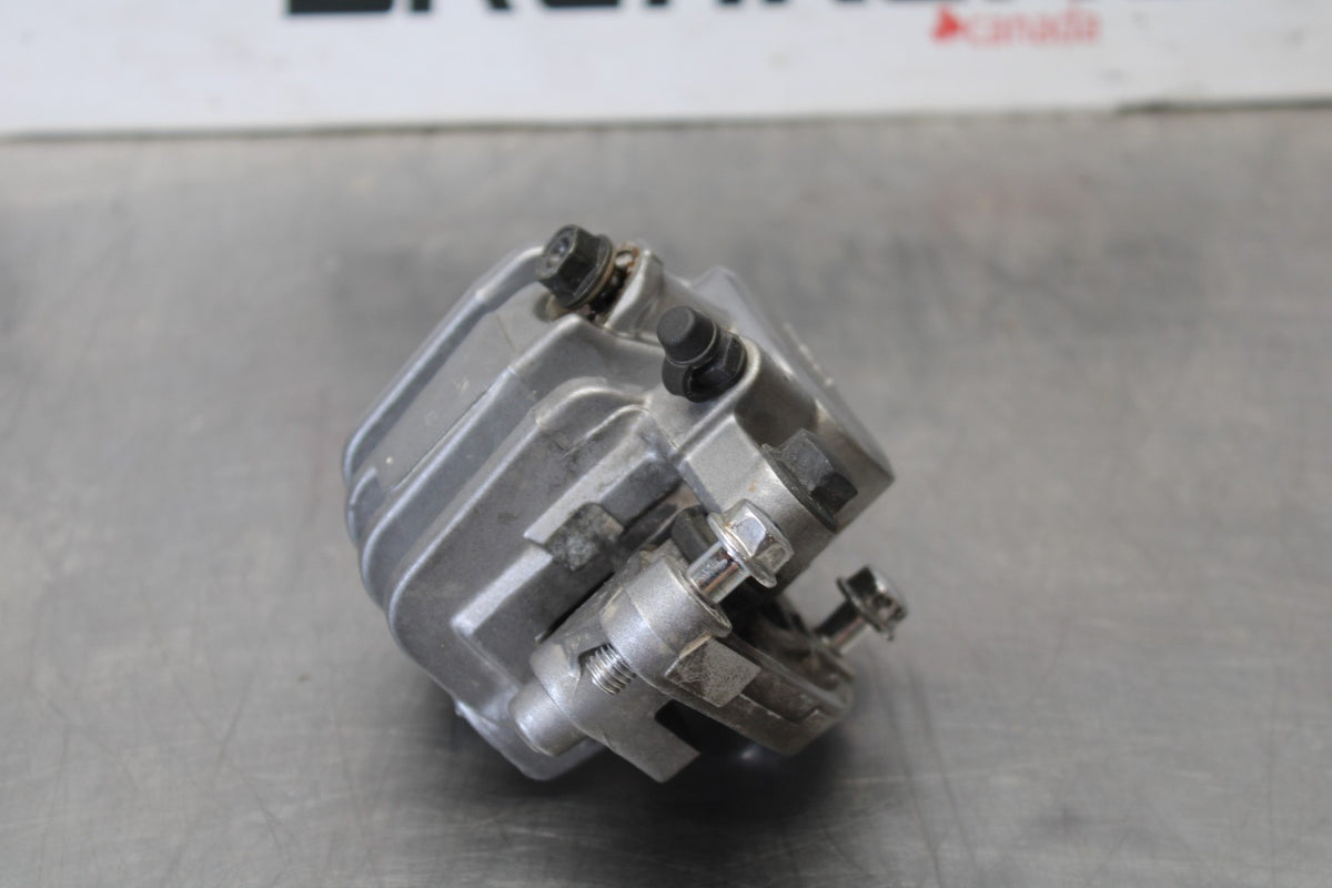 03 HONDA SHADOW SPIRIT 750 VT750DC LEFT FRONT BRAKE CALIPER BB907
