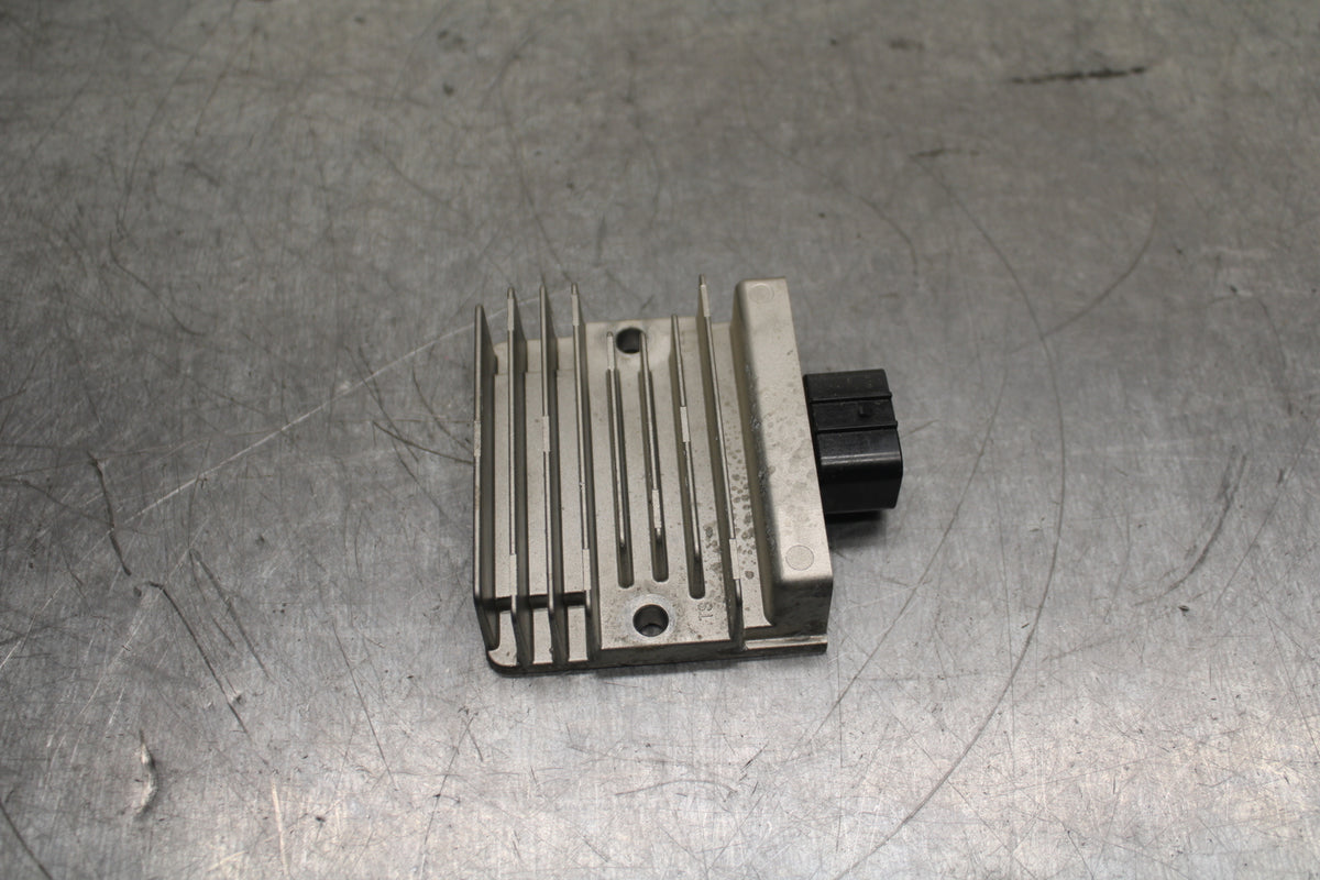 18-23 KAWASAKI NINJA 400 EX400 ABS RECTIFIER VOLTAGE REGULATOR BB747
