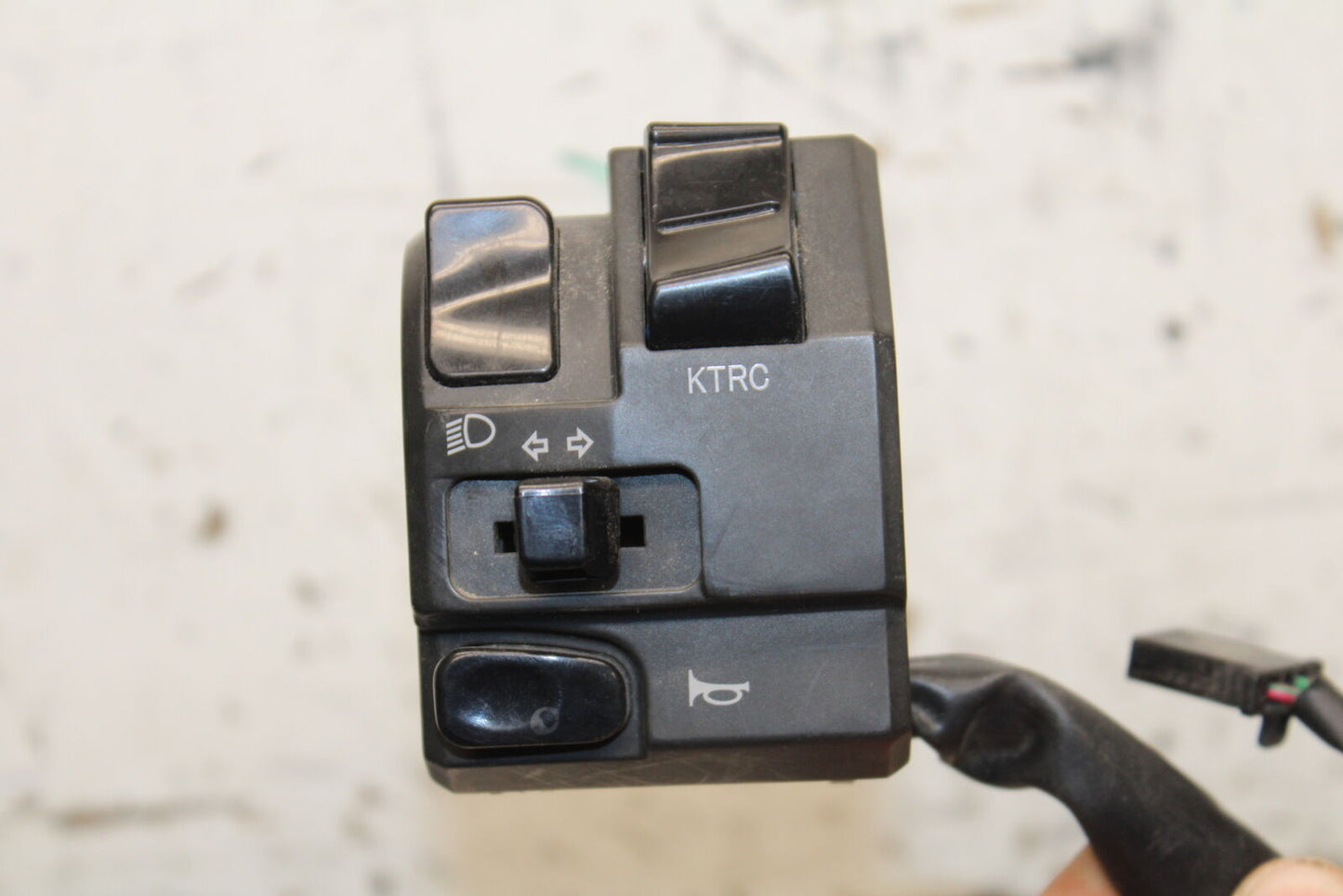 13-17 KAWASAKI NINJA ZX6R ZX636E LEFT CLIP ON HANDLE HORN SIGNALS SWITCH BB735