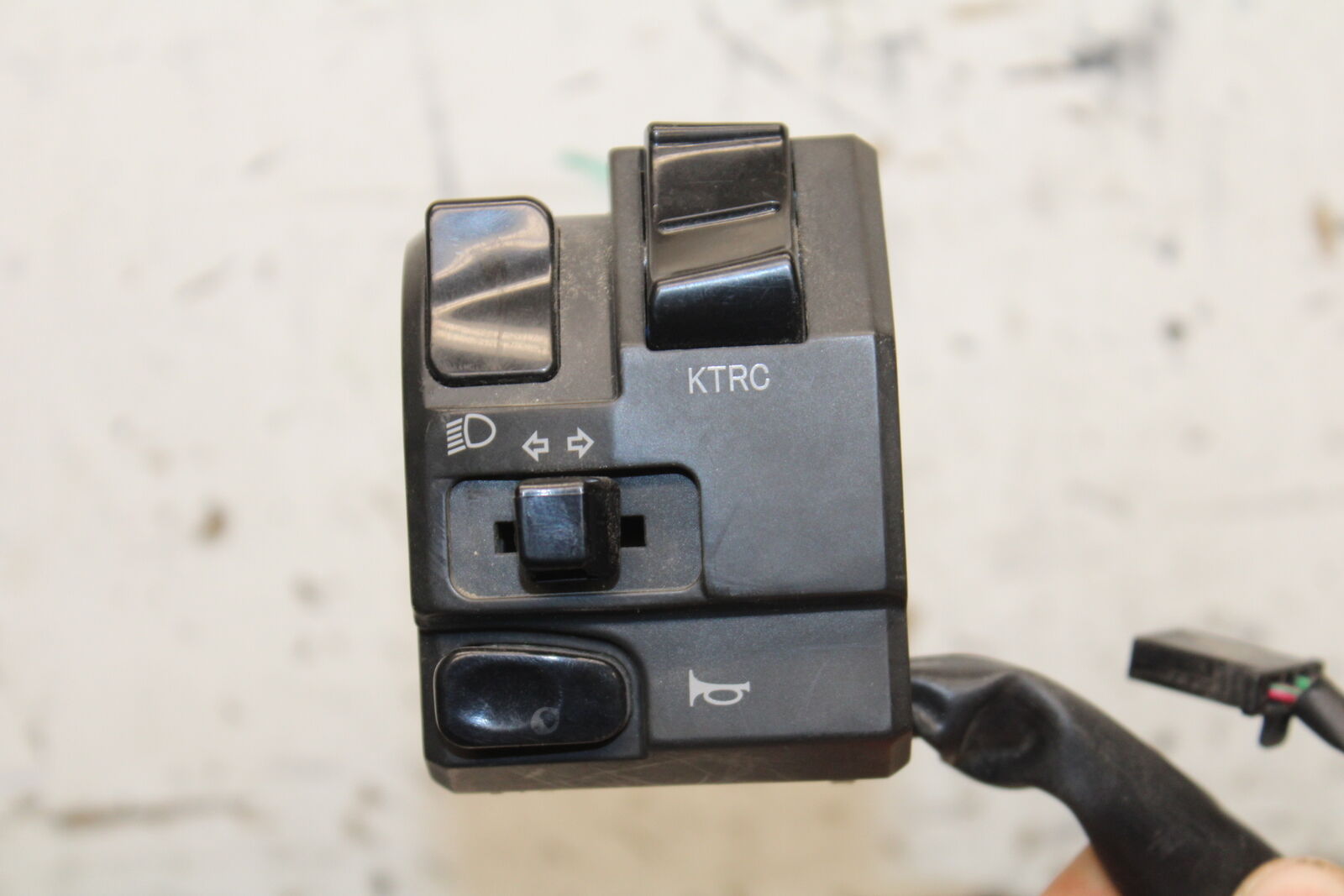 13-17 KAWASAKI NINJA ZX6R ZX636E LEFT CLIP ON HANDLE HORN SIGNALS SWITCH BB735