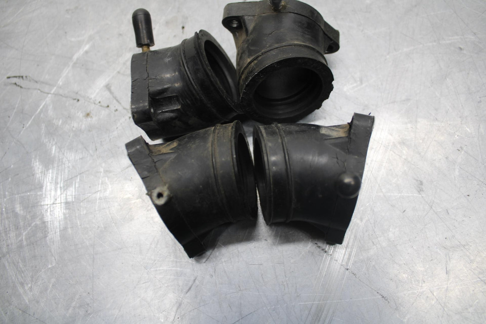 1979 Yamaha XS1100S INTAKE MANIFOLD BB510