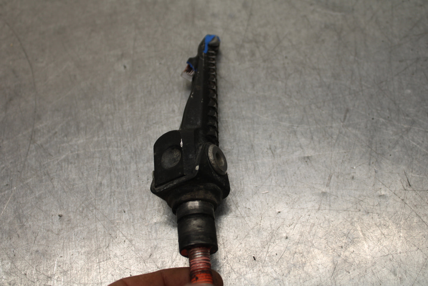 13-17 KAWASAKI NINJA ZX6R ZX636E RIGHT FRONT FOOT REST PEG STEP BB735