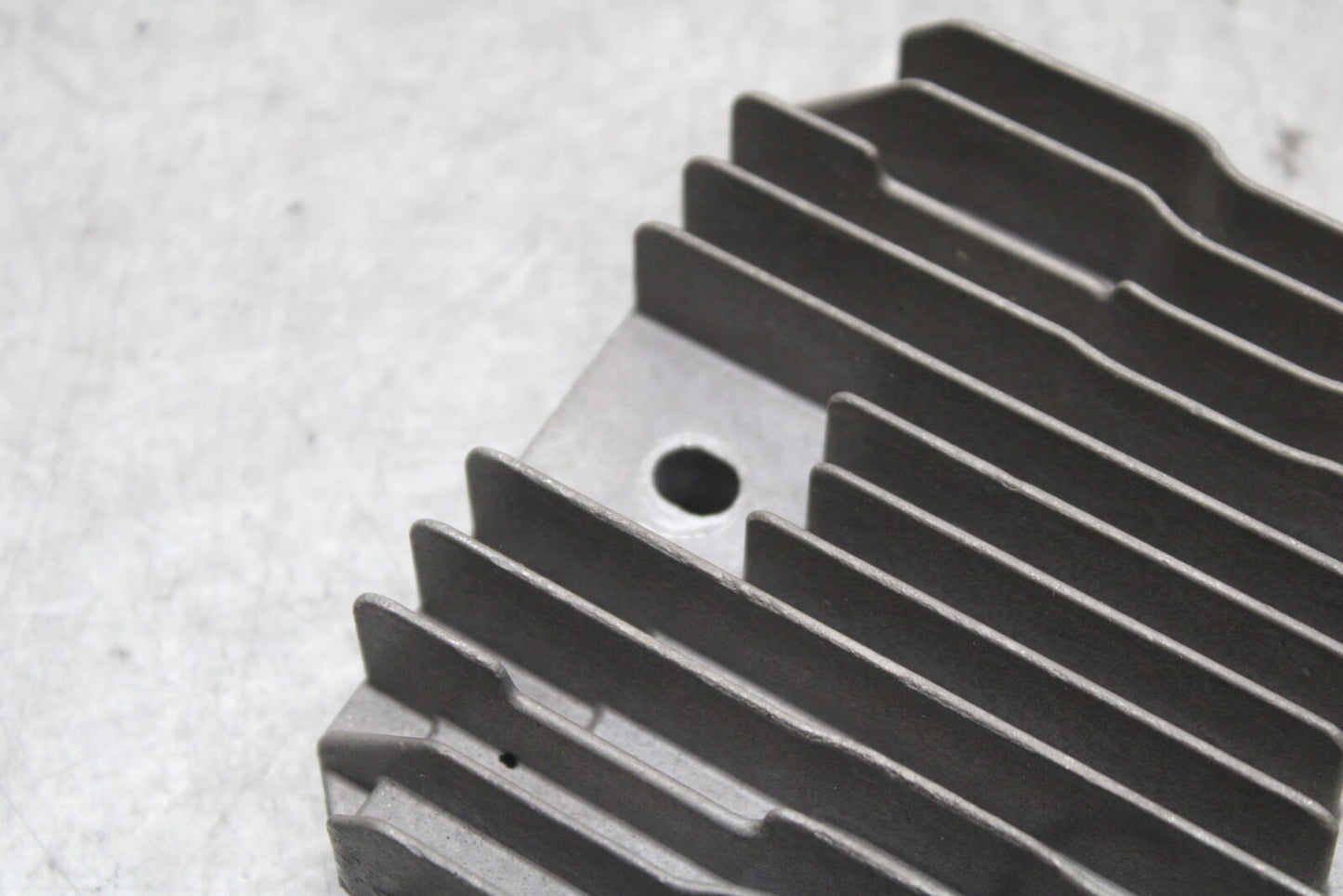 13-18 KAWASAKI NINJA ZX6R RECTIFIER VOLTAGE REGULATOR 21066-0730 BB666