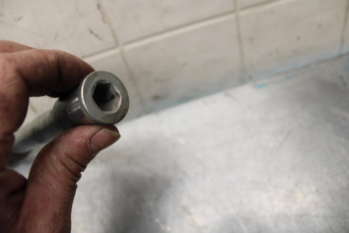 11 KAWASAKI NINJA 650 ER EX 650 FRONT WHEEL RIM AXLE PIVOT BOLT BB503