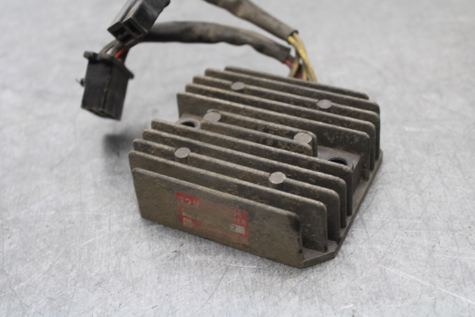 85-86 SUZUKI MADURA 1200 RECTIFIER VOLTAGE REGULATOR  BB691