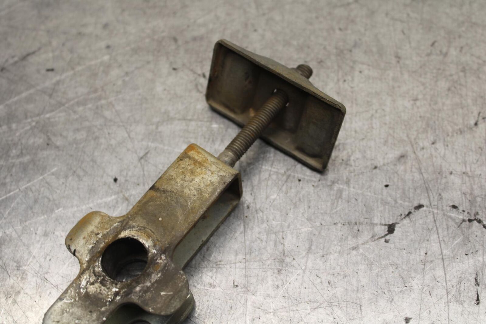 1988 Suzuki Katana 600 GSX600F SWINGARM CHAIN TENSIONER ADJUSTMENT  BB94