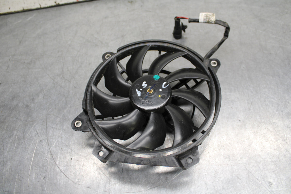 21-24 APRILIA TUONO 660 FACTORY ENGINE RADIATOR COOLING FAN BB733