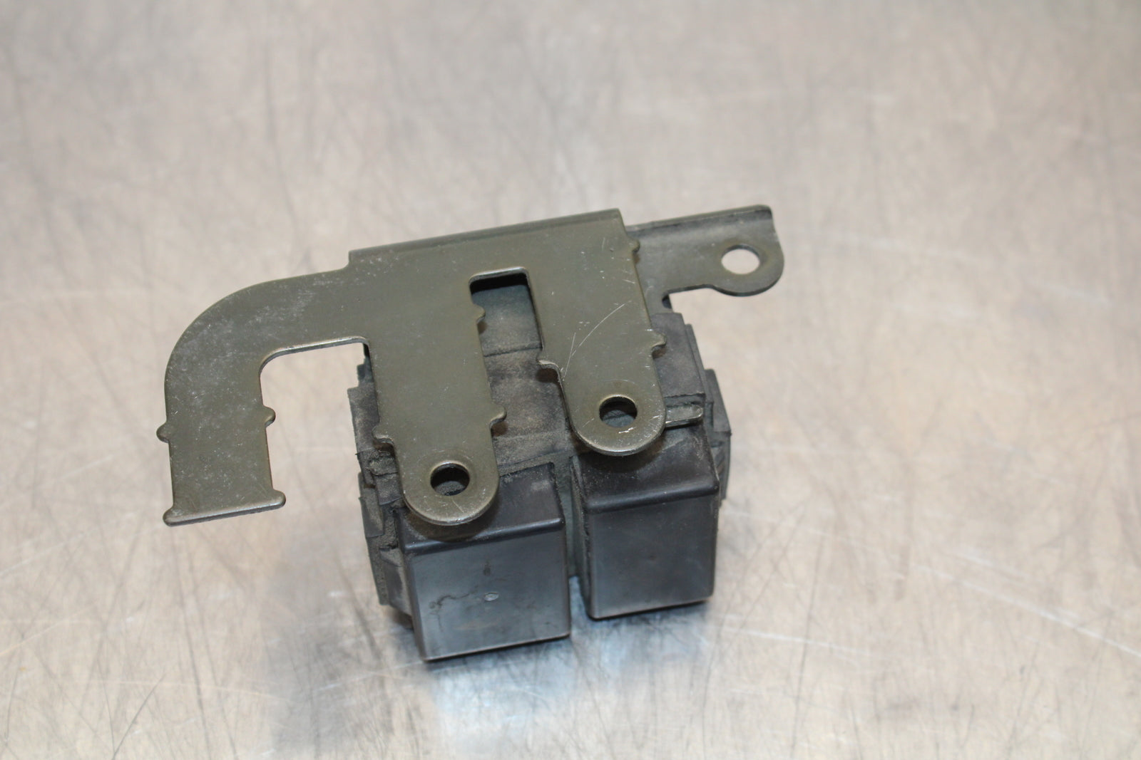04 YAMAHA ROAD STAR XV1700A RELAY SET PAIR BB155