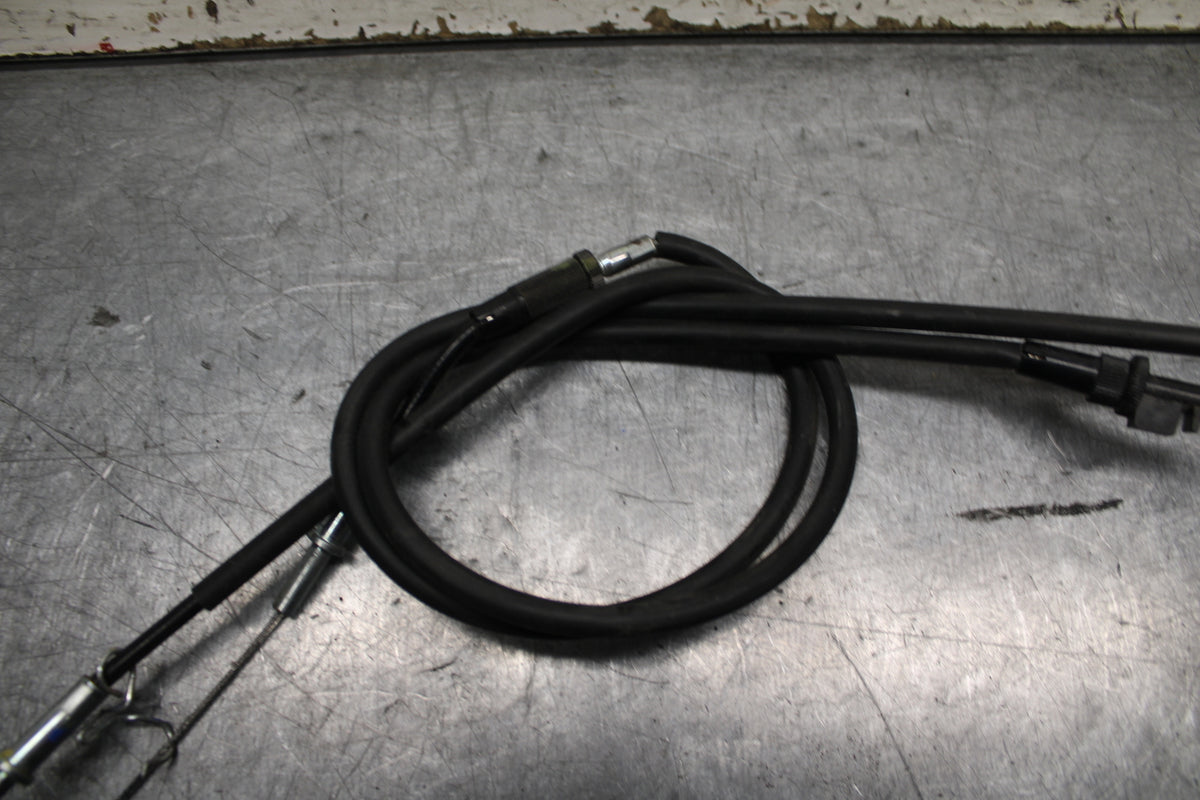 24 KAWASAKI NINJA 500 ABS THROTTLE CABLES LINES BB744