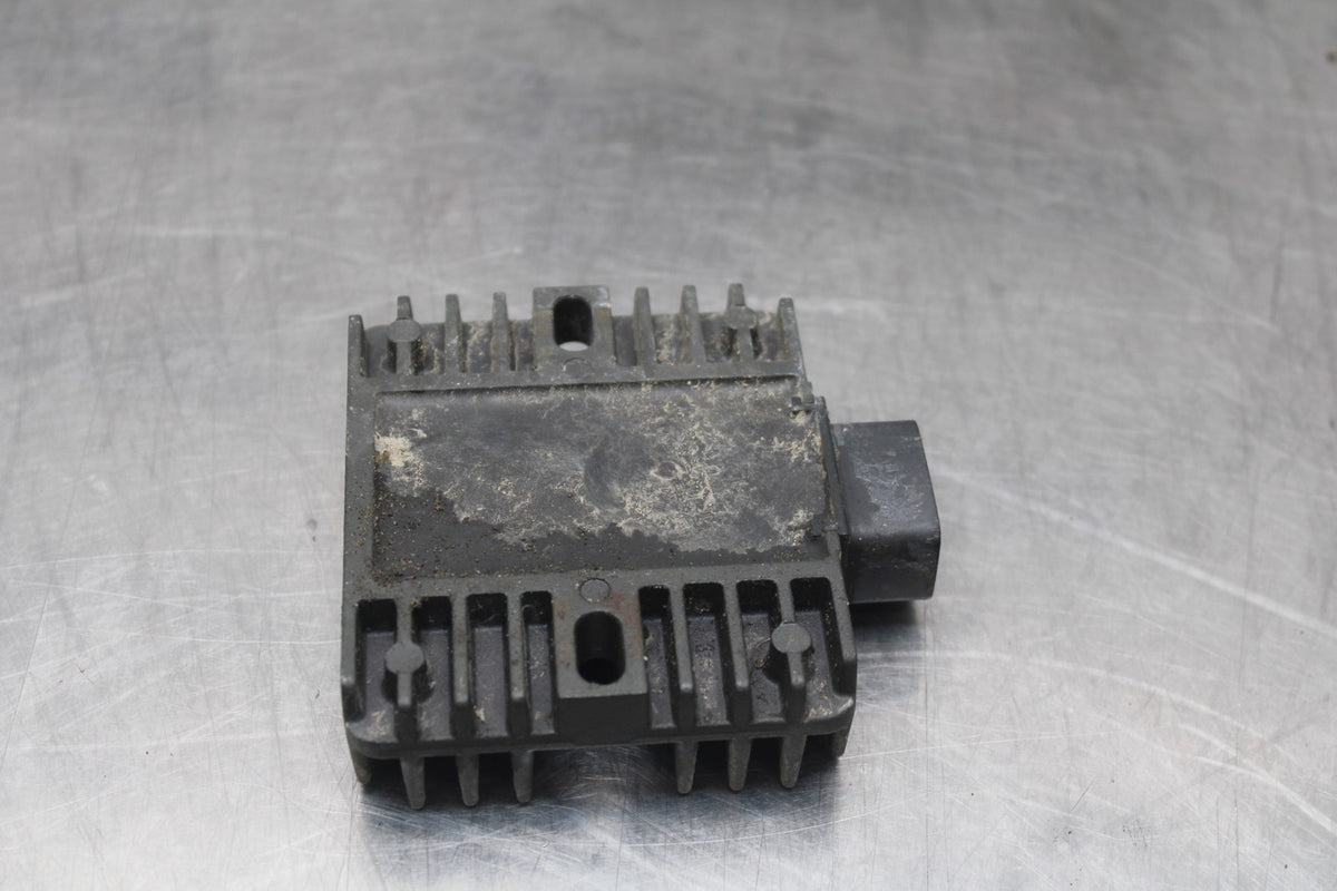 08-16 YAMAHA YZF R6 RECTIFIER VOLTAGE REGULATOR BB798
