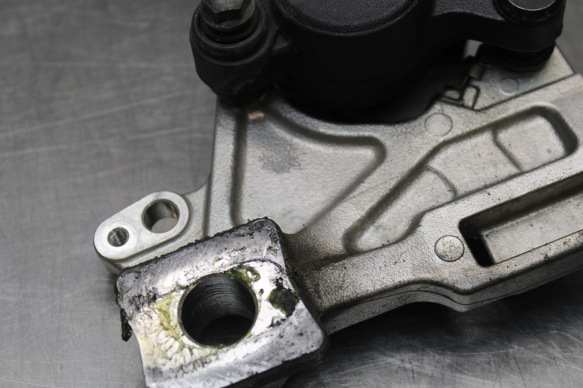17-24 SUZUKI SV650 REAR BACK BRAKE CALIPER W MOUNT BRACKET BB829