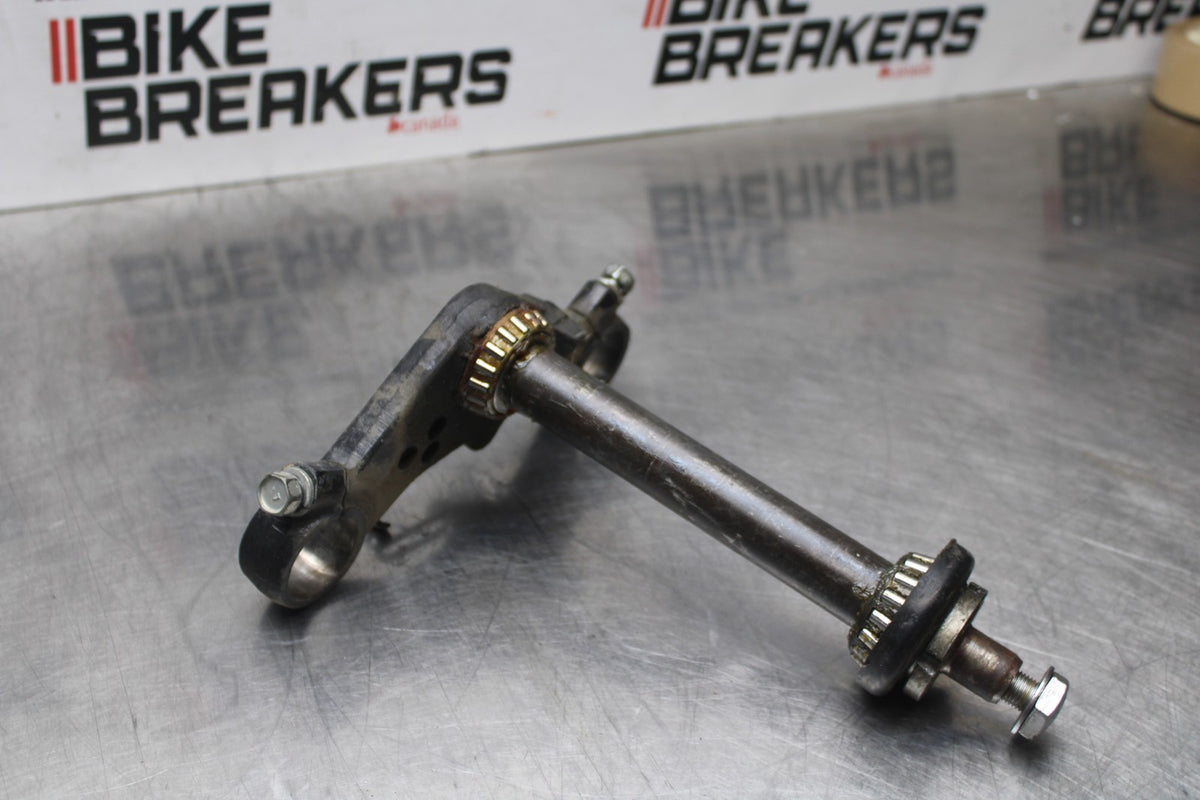 77 SUZUKI GS750 FRONT FORKS CLAMP LOWER TRIPLE TREE STEM 51410-45X01 BB779