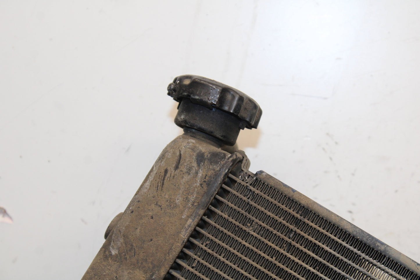 16-17 KAWASAKI VULCAN S 650 EN650 ABS ENGINE COOLER COOLING RADIATOR BB731