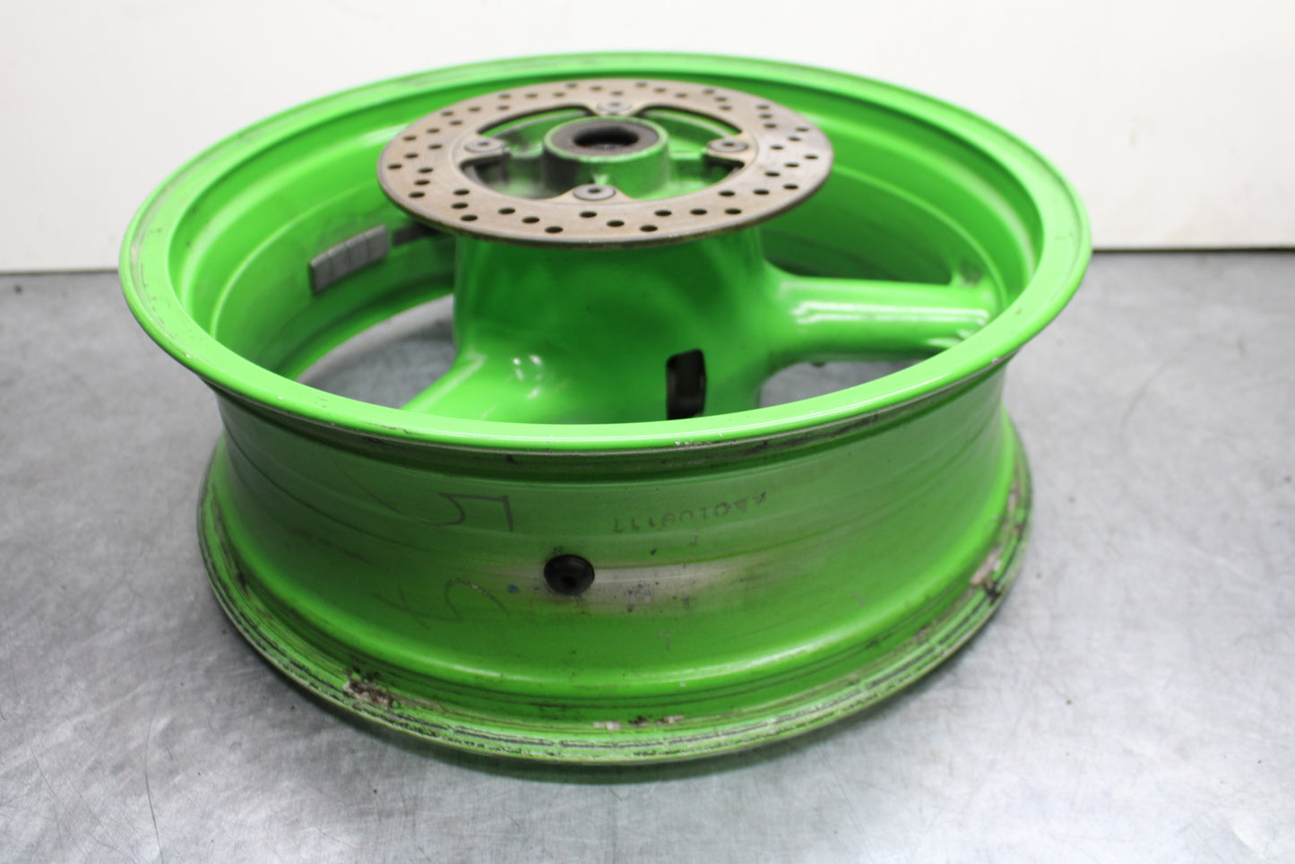 00-02 KAWASAKI NINJA ZX6R REAR WHEEL BACK RIM BB750