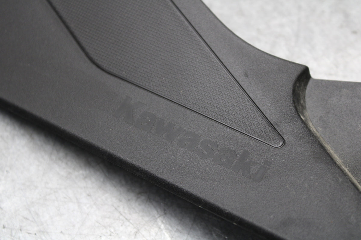 18-23 KAWASAKI NINJA 400 RIGHT LEFT FRONT SIDE SEAT PANELS TRIMS FAIRINGS BB660