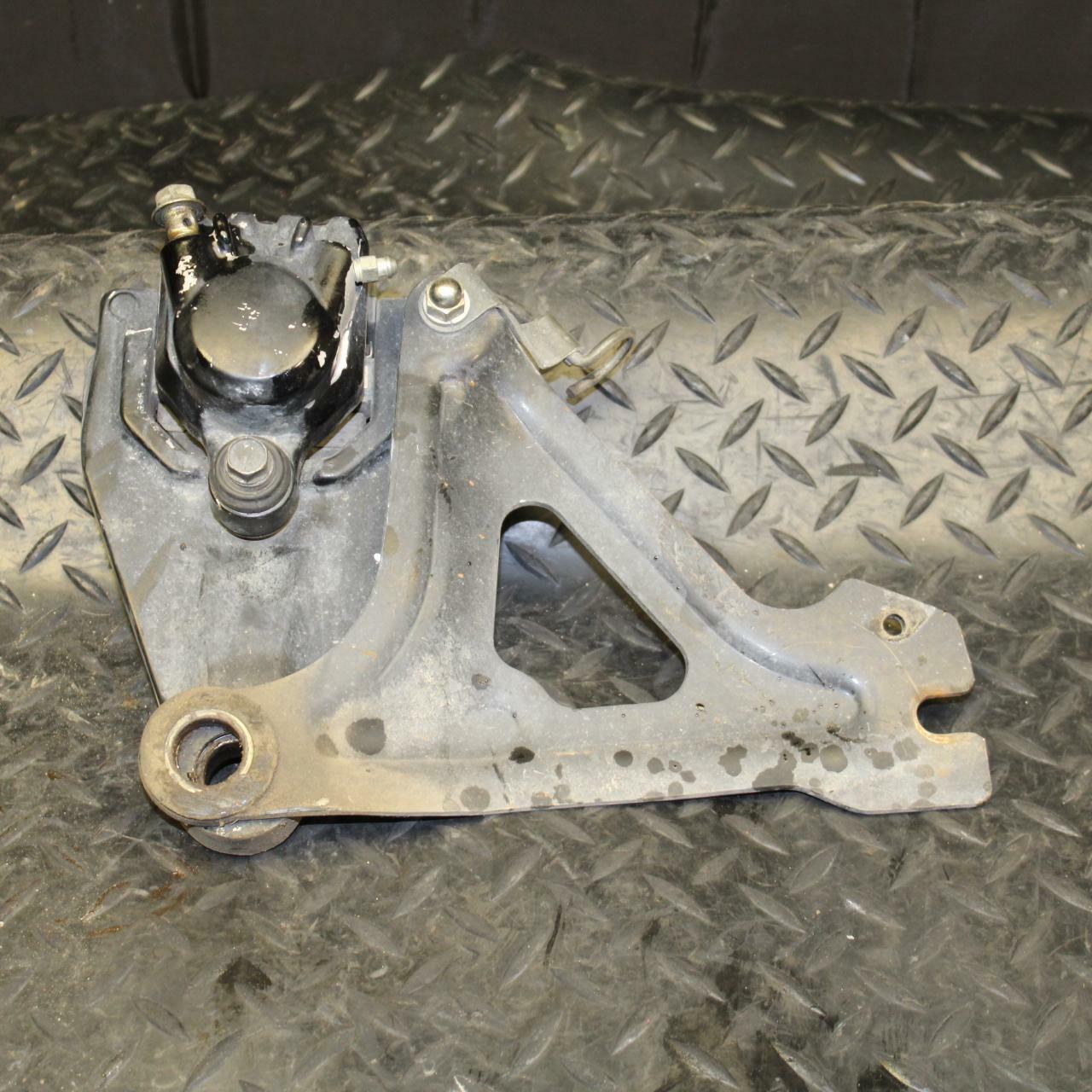 80-81 YAMAHA XS1100 SPECIAL REAR BACK BRAKE CALIPER W MOUNT BRACKET bb174