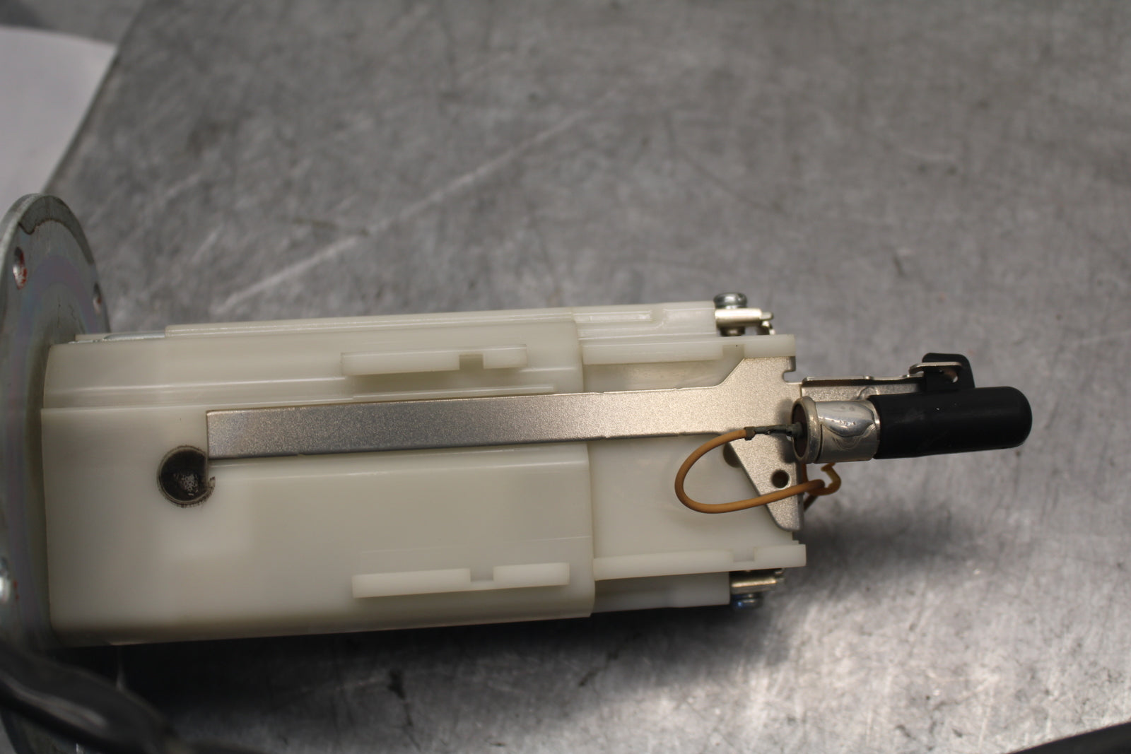 09-12 KAWASAKI NINJA ZX6R FUEL PUMP GAS PETROL SENDER UNIT 49040-0023 BB698