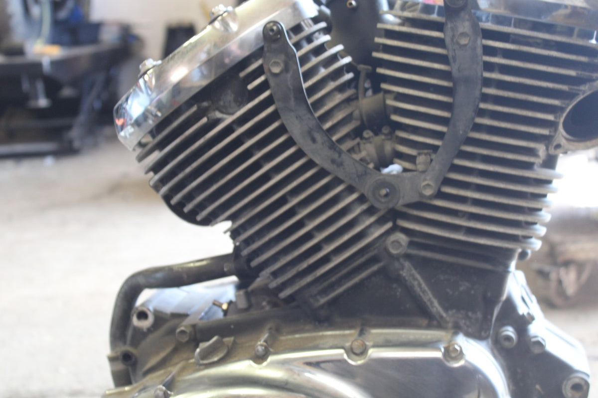 01-04 SUZUKI INTRUDER 800 ENGINE MOTOR BB00