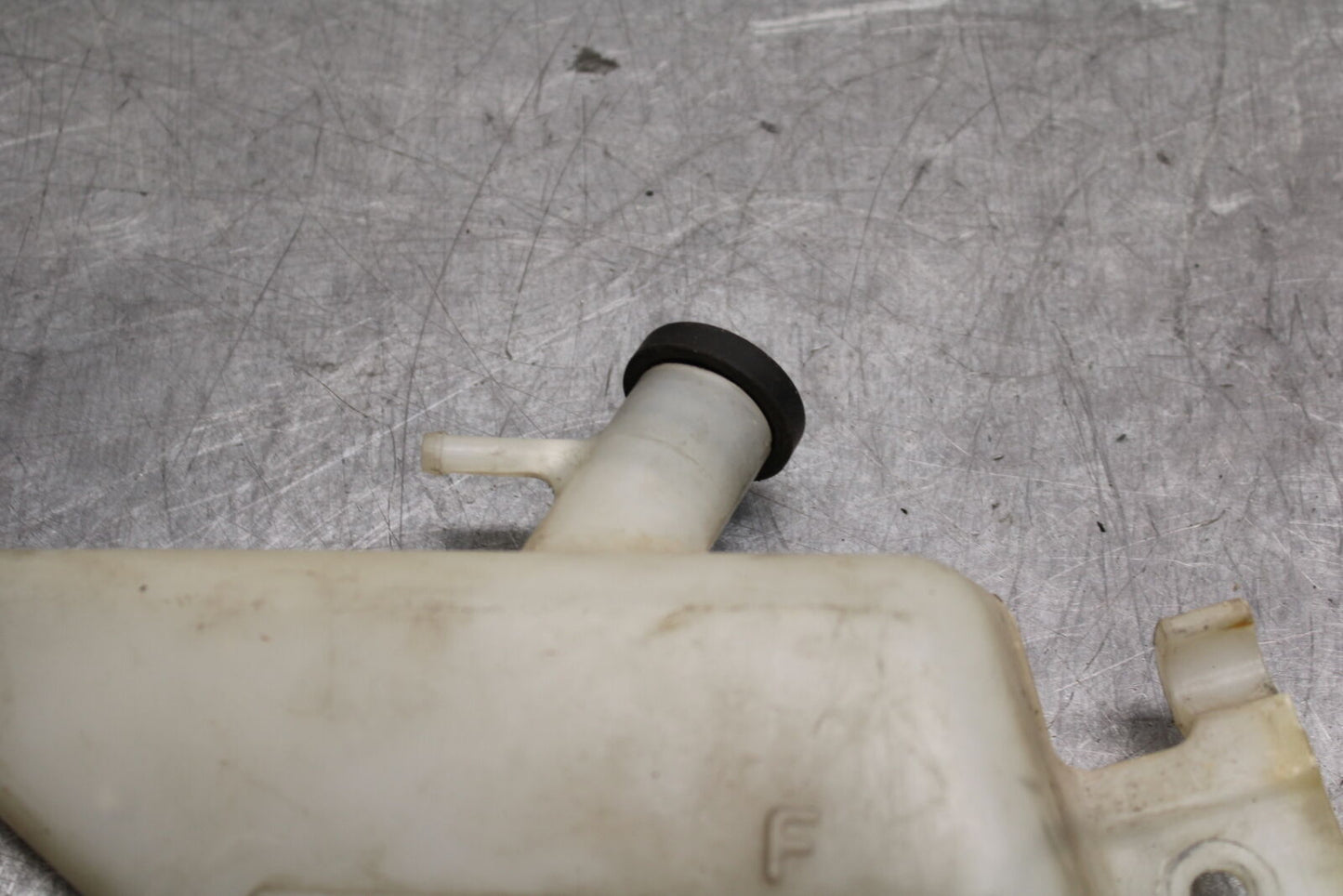 08-10 SUZUKI GSXR 600 COOLANT WATER TANK RESERVOIR BOTTLE BB116