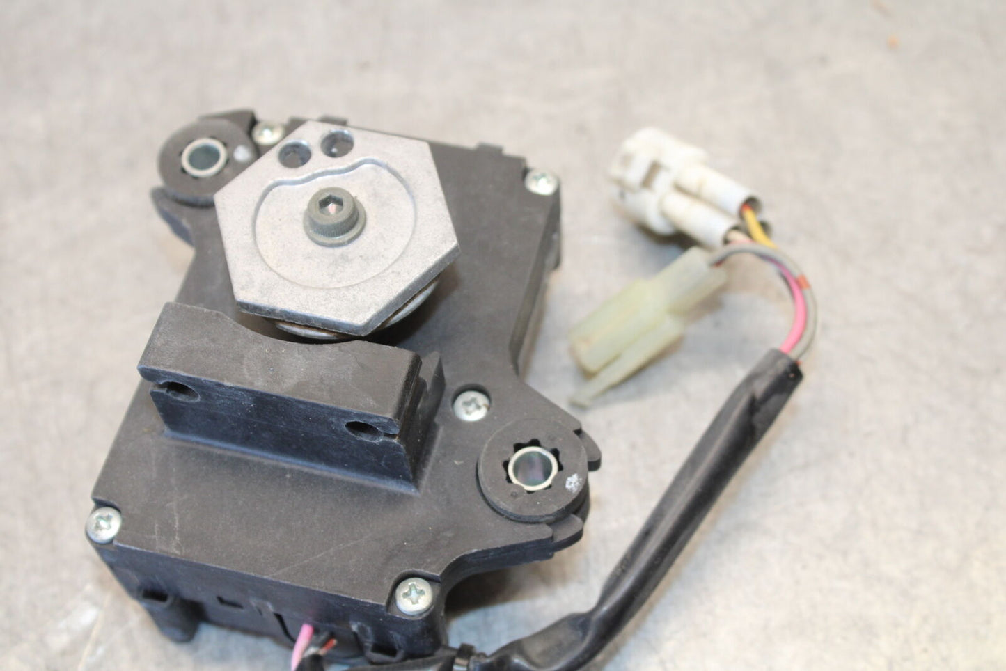 05-06 SUZUKI GSXR1000 EXHAUST VALVE SERVO MOTOR 33970-41G00 BB663