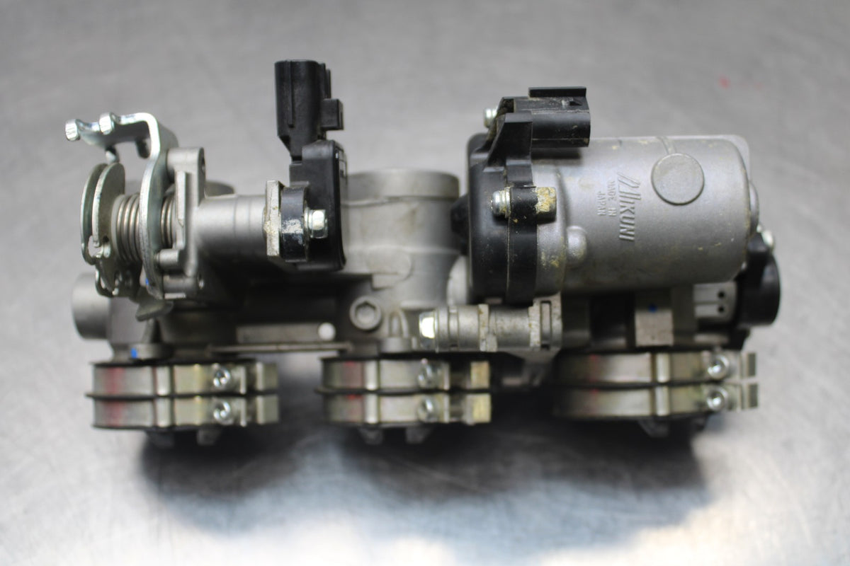 16-21 YAMAHA XSR900 MAIN FUEL INJECTORS / THROTTLE BODIESBB372