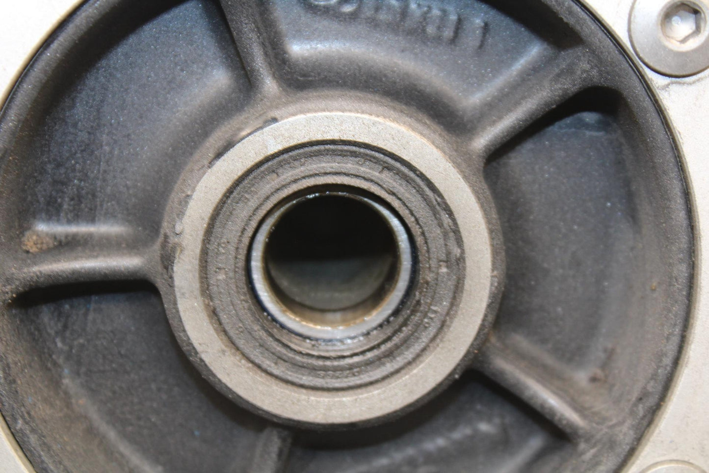 03-08 KAWASAKI VULCAN 1600 FRONT WHEEL LEFT RIGHT BRAKE ROTORS DISCS BB616