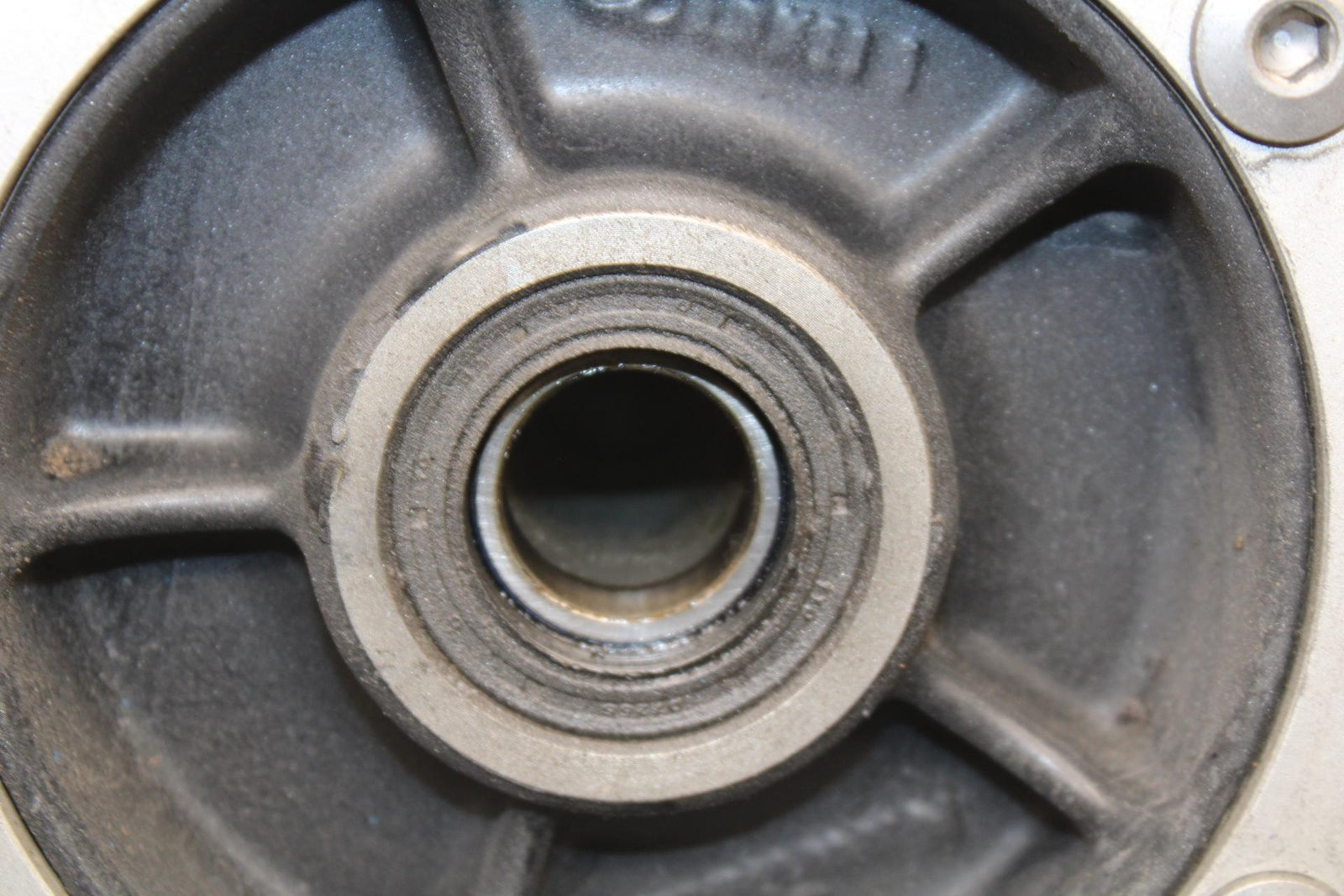 03-08 KAWASAKI VULCAN 1600 FRONT WHEEL LEFT RIGHT BRAKE ROTORS DISCS BB616