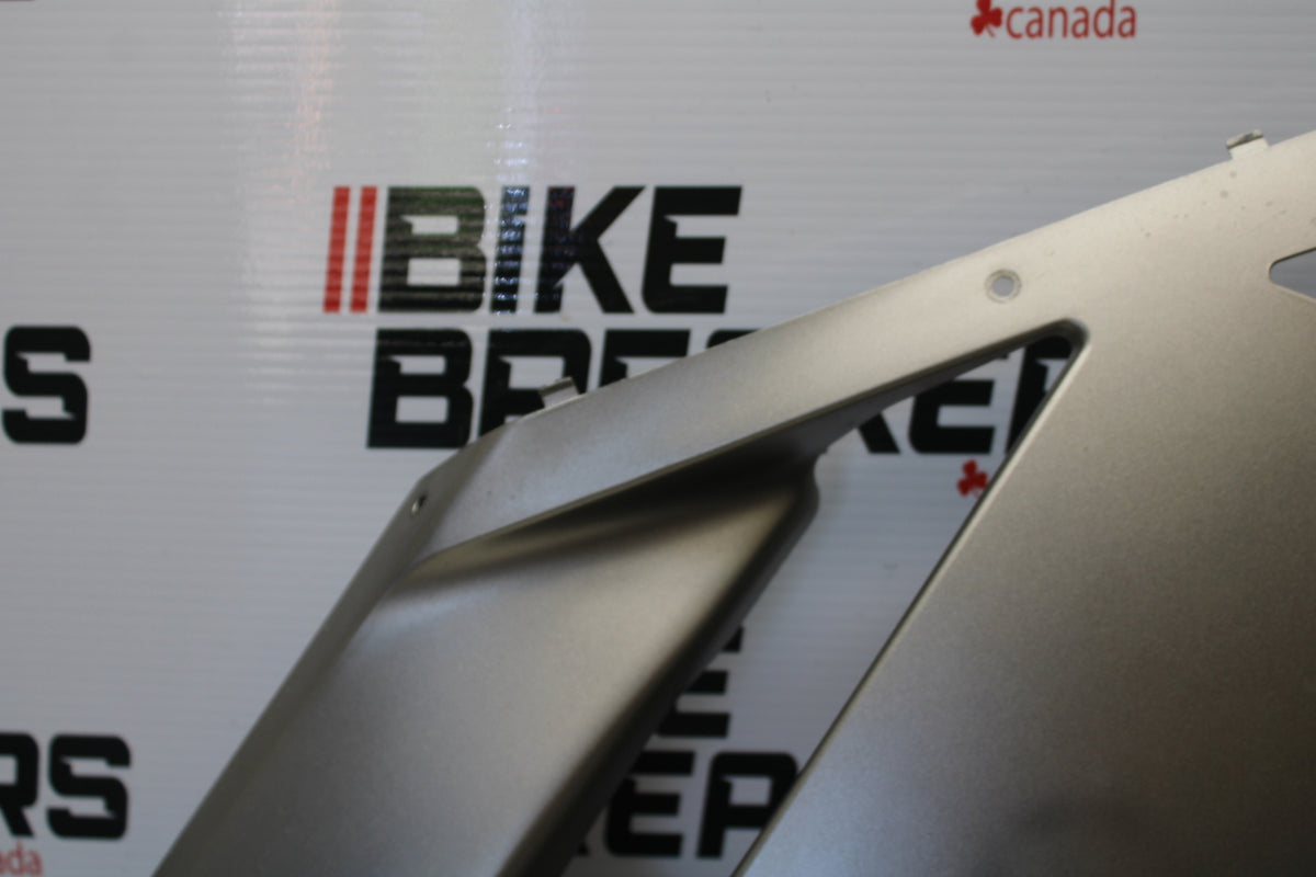04-05 KAWASAKI NINJA ZX10R RIGHT MID UPPER SIDE FAIRING COWL PLASTIC BB163