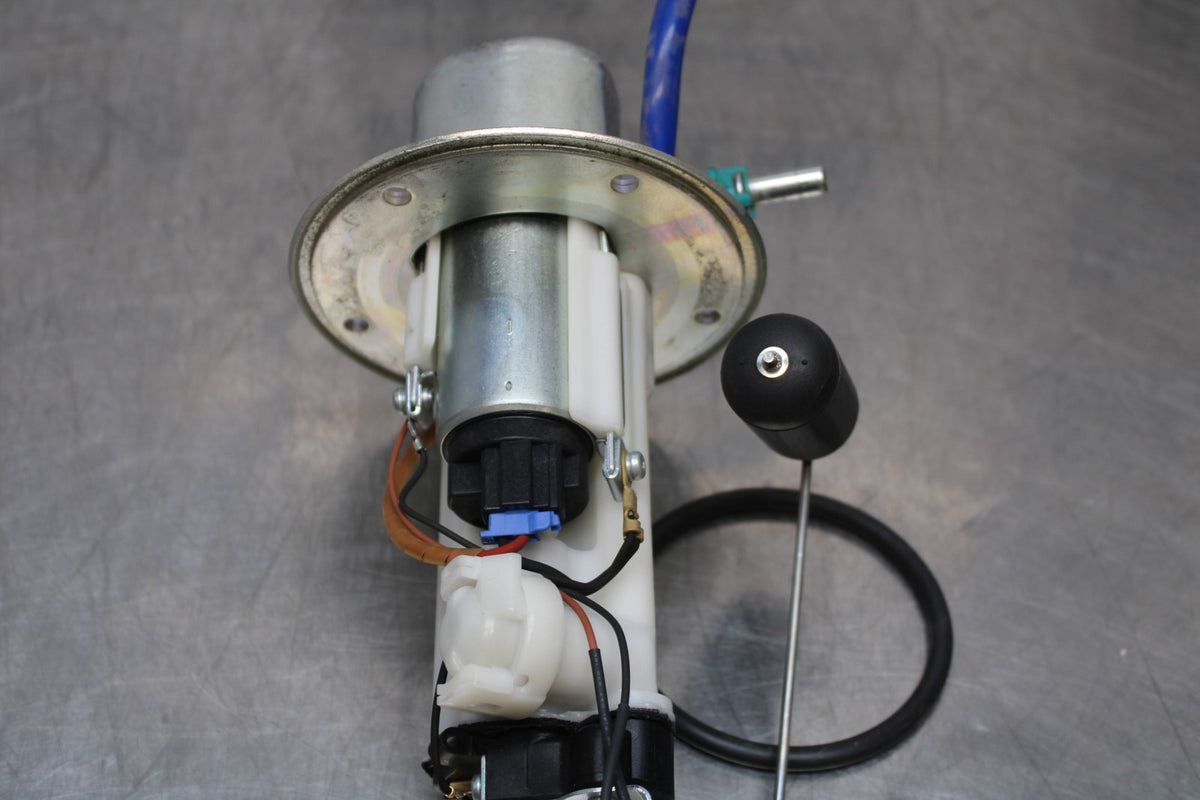 06-07 SUZUKI GSXR 600 FUEL PUMP GAS PETROL SENDER UNIT BB170