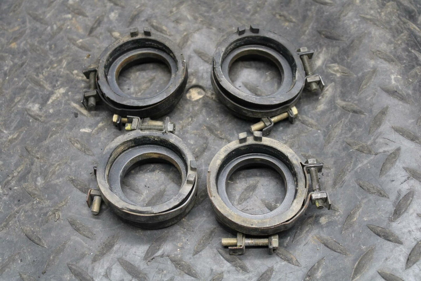 03-04 HONDA CBR600RR INTAKE BOOTS MANIFOLDS BB218