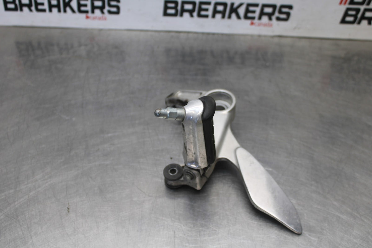 98-05 HONDA SUPER HAWK 1000 VTR1000F LEFT REARSET REAR SET DRIVER FOOT PEG BB924
