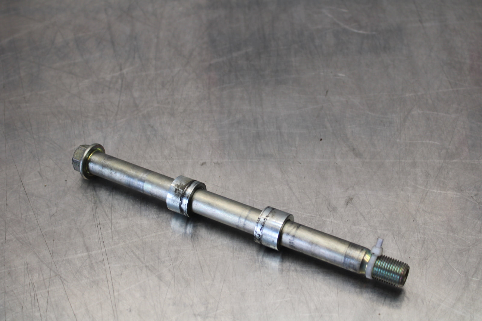 14-17 YAMAHA FZ07 FRONT WHEEL RIM AXLE PIVOT BOLT BB162