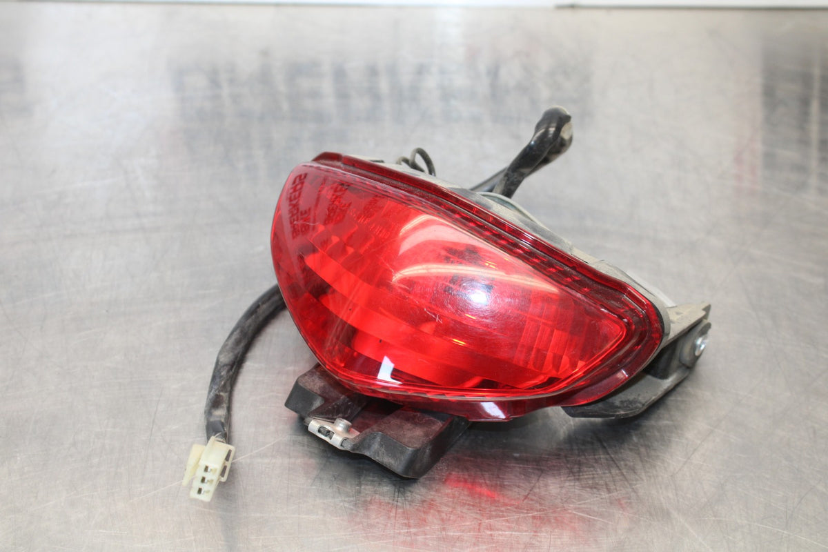 10 SUZUKI SV650 REAR TAIL TAILLIGHT BACK BRAKE LIGHT BB181