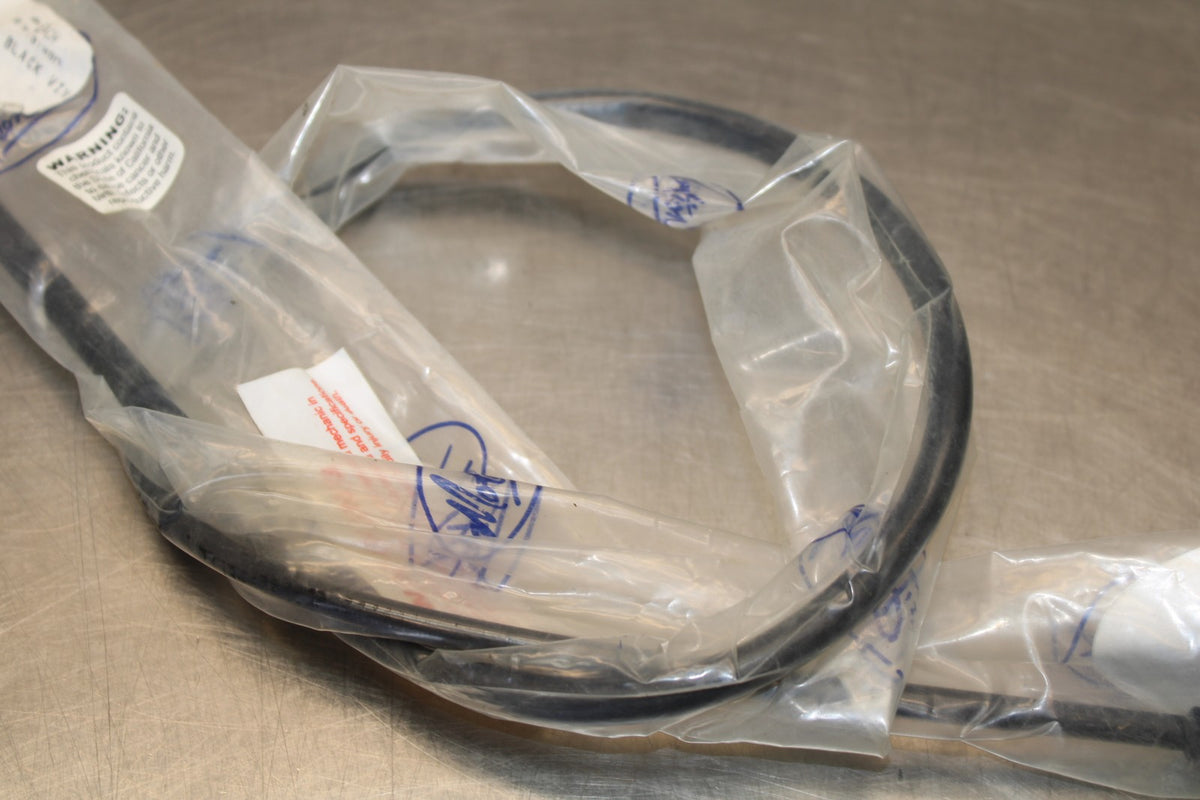 99-10 SUZUKI GZ250 THROTTLE PULL CABLES LINES BB876