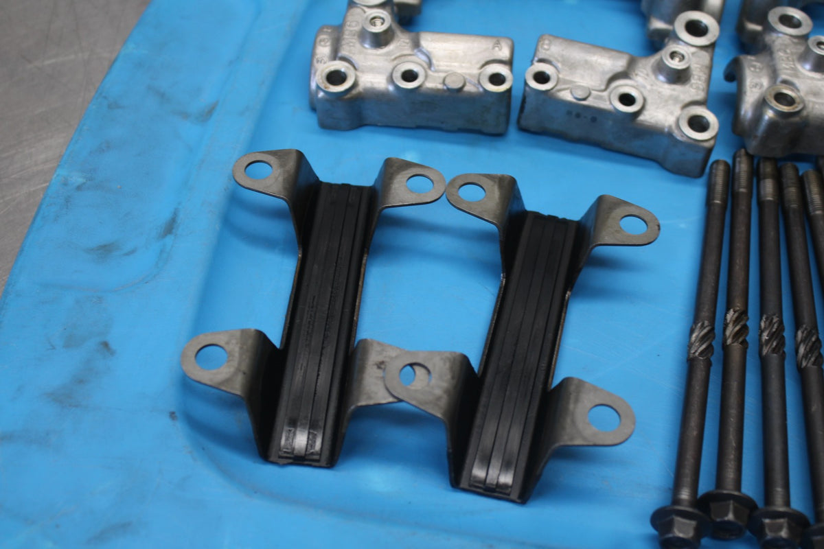 84 HONDA INTERCEPTOR 1000 VF1000F ENGINE BOLTS HARDWARE/ CAM CAPS BB878