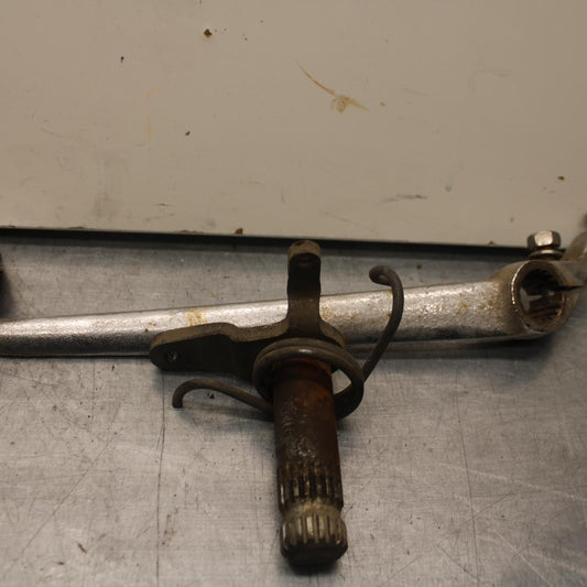 80-83 SUZUKI GS750E RIGHT REARSET BRAKE FOOT PEDAL BB82