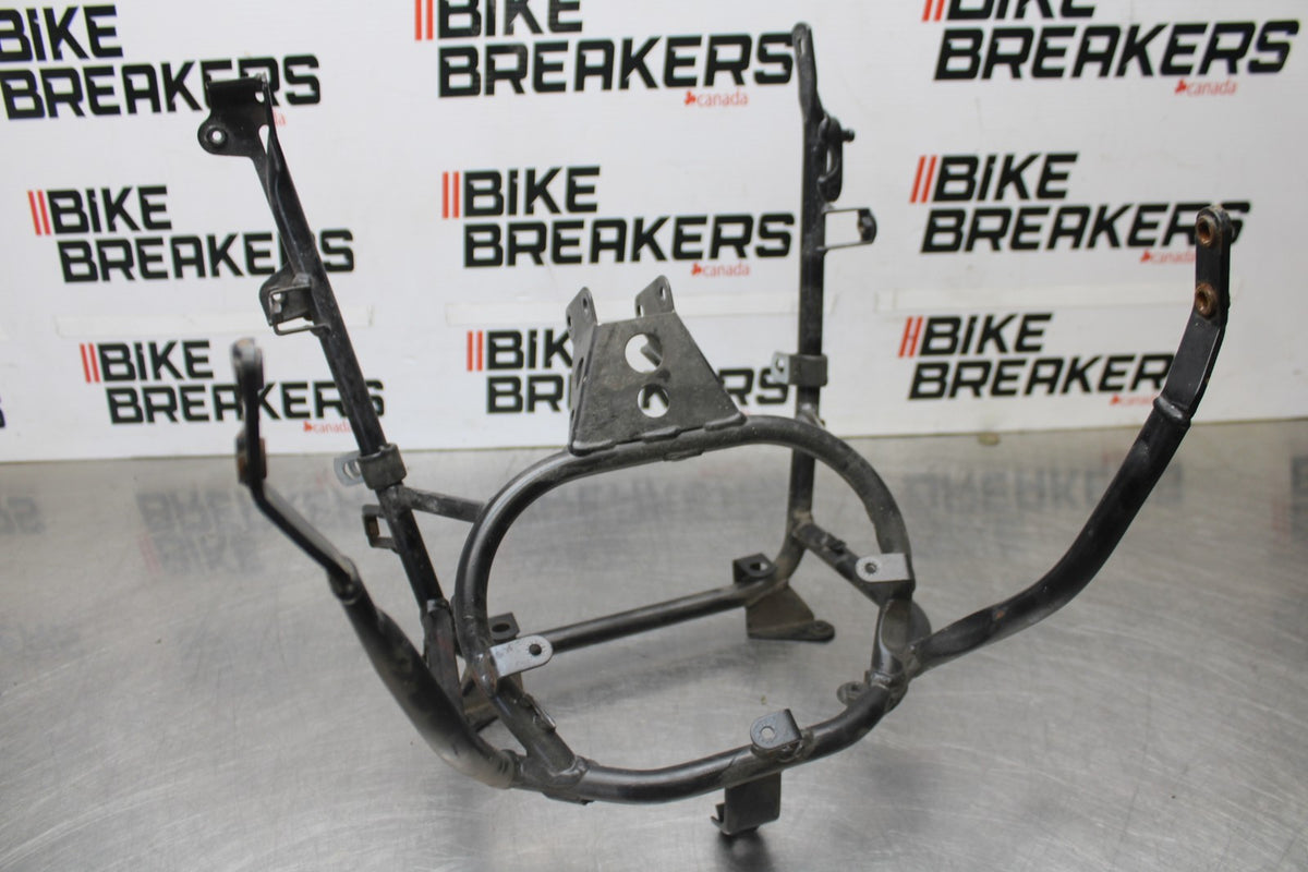 05 DUCATI SUPERSPORT 800 UPPER FAIRING MIRROR GAUGES STAY BRACKET BB913