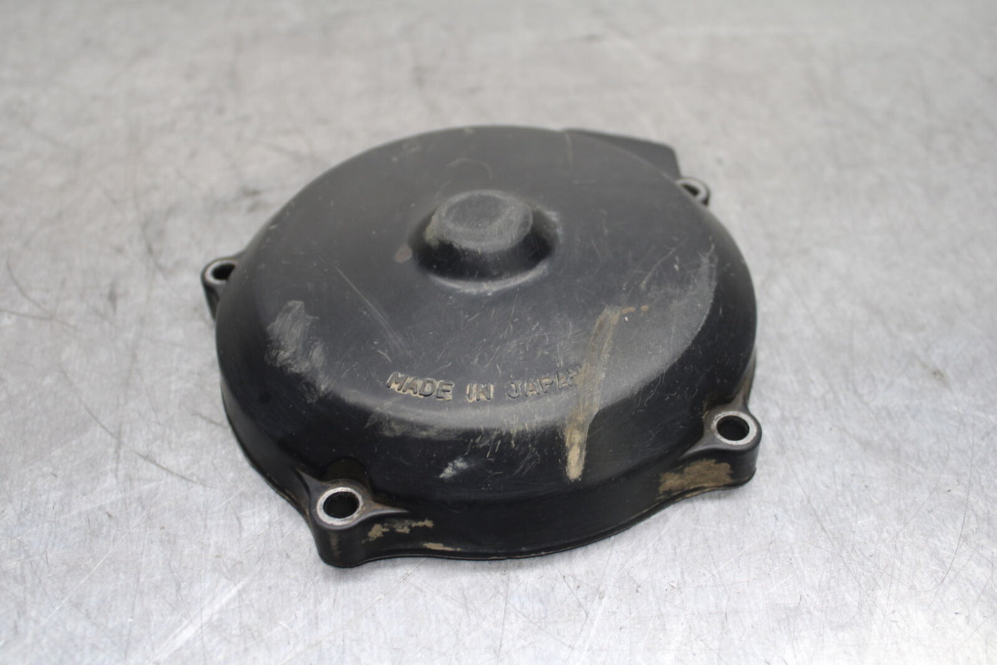 82-83 YAMAHA IT175 ENGINE MOTOR STATOR GENERATOR MAGNETO COVER BB108