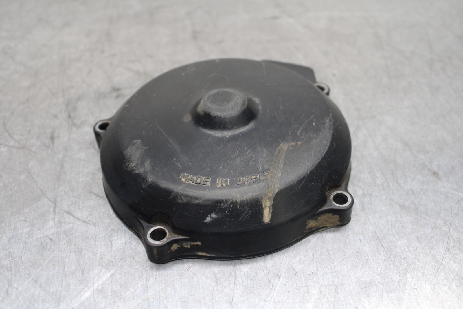 82-83 YAMAHA IT175 ENGINE MOTOR STATOR GENERATOR MAGNETO COVER BB108