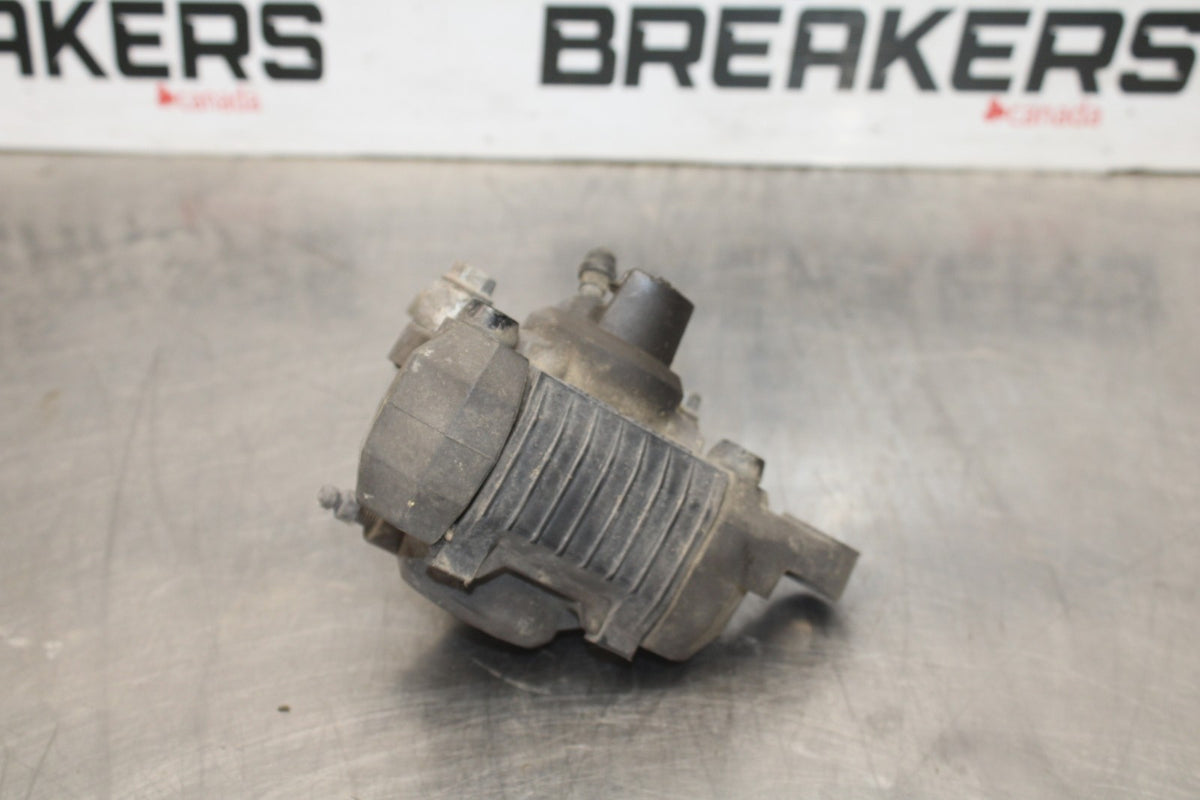 97-00 SUZUKI GSXR600 SRAD REAR BACK BRAKE CALIPER W MOUNT BRACKET BB921
