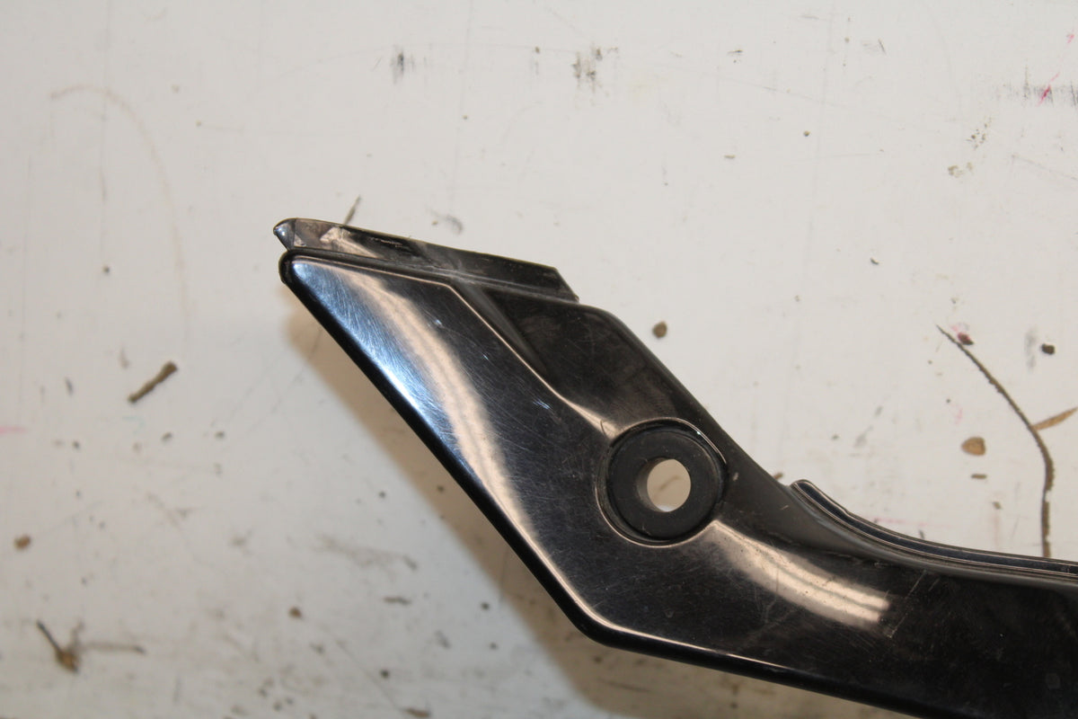 08-09 SUZUKI GSXR600 LEFT REAR BACK TAIL FAIRING COWL SHROUD BB728