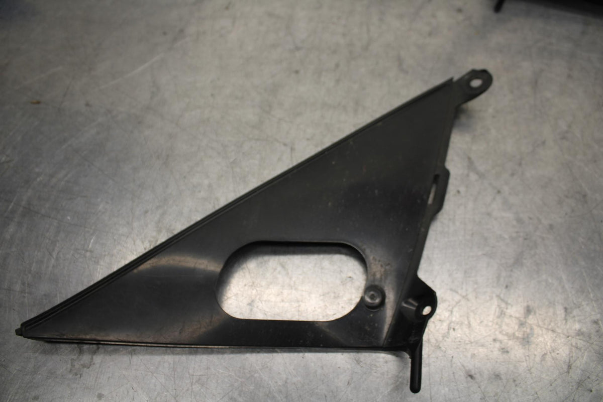18 SUZUKI GSXR750 RIGHT LEFT INNER FAIRINGS COWLS PANELS TRIMS BB80