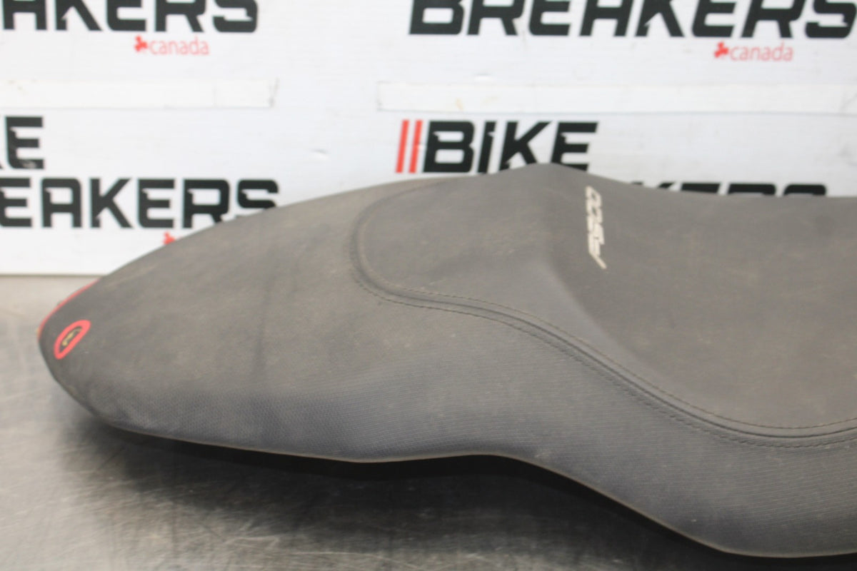 20-23 BMW F900R FRONT REAR SEAT SADDLE BB923