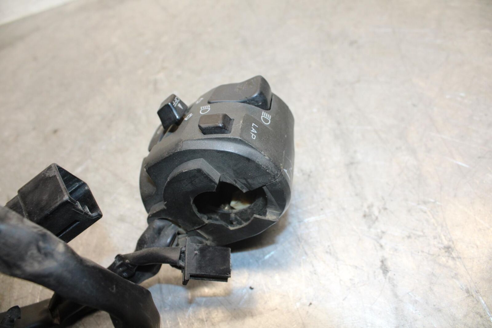 2004 Kawasaki Ninja ZX6RR ZX600M LEFT CLIP ON HANDLE HORN SIGNALS SWITCH BB43