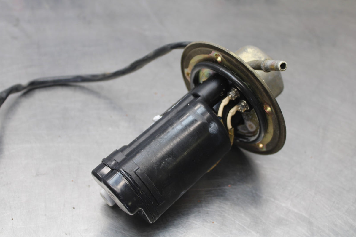 03 KAWASAKI VULCAN 1600 FUEL GAS PUMP BB865