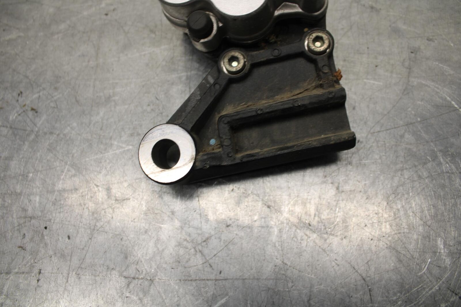 08-12 KAWASAKI NINJA 250R EX250J REAR BACK BRAKE CALIPER W MOUNT BRACKET BB612